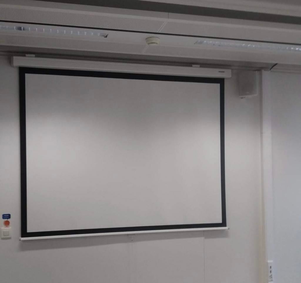 Projecta projectiescherm 200 x 160 cm, Ophalen, Zo goed als nieuw