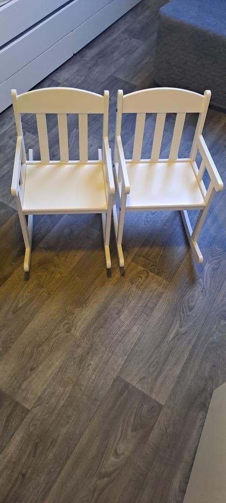 Fauteuils à bascule pour enfants Ikea, Enfants & Bébés, Enlèvement
