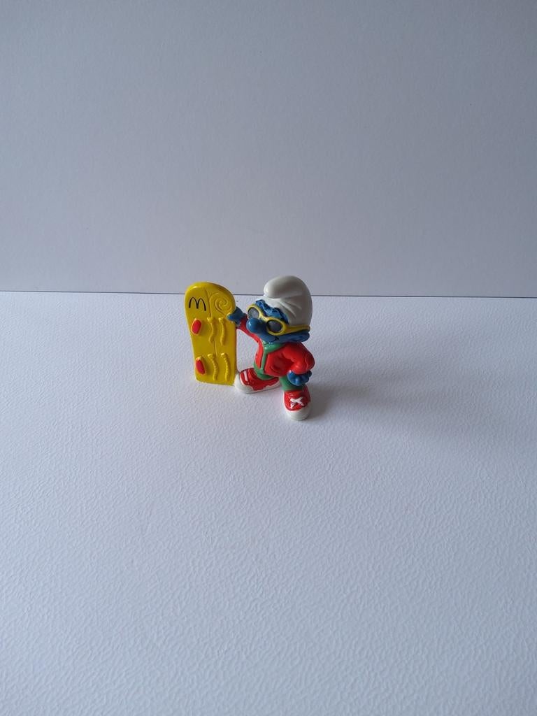 McDonald's Smurf met snowboardreclame, Ophalen of Verzenden, Zo goed als nieuw