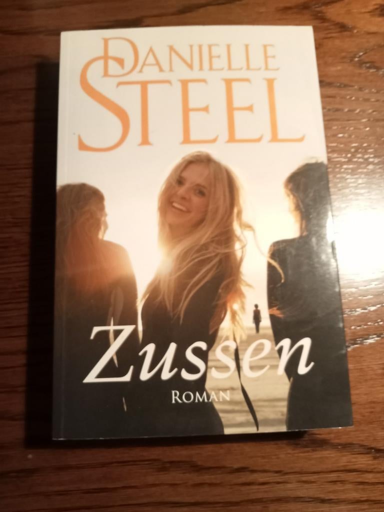 Danielle Steel: Zussen, Boeken, Romans, Gelezen, Ophalen of Verzenden