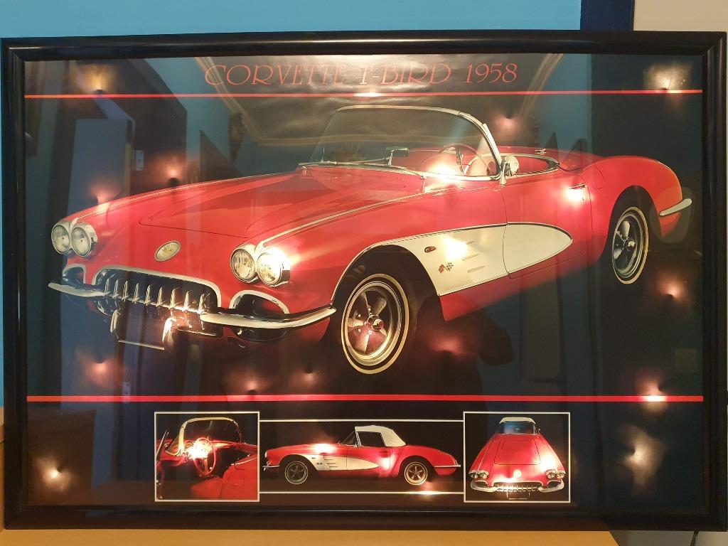 verlichte kader met afbeelding  rode Corvette T-Bird 1958, Huis en Inrichting, Ophalen, Gebruikt, 50 tot 75 cm, 75 tot 100 cm