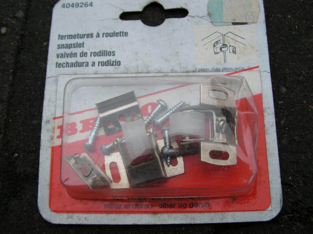 Paire de serrures de porte d'armoire., Enlèvement ou Envoi, Comme neuf, Autres types
