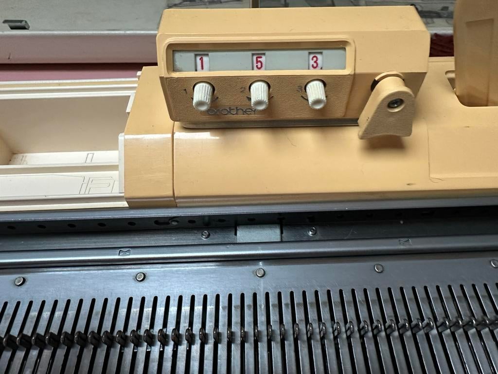 Brother breimachine KH-860, Hobby en Vrije tijd, Breien en Haken, Gebruikt, Breien, Machine, Ophalen