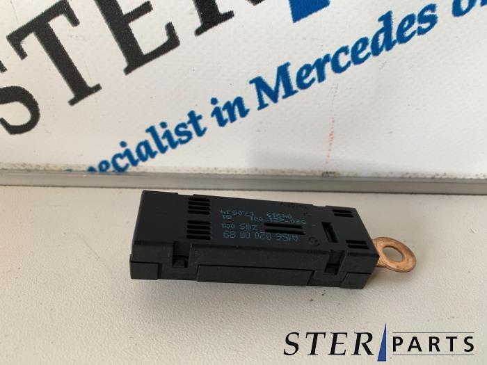 Antenne amplificateur d'un Mercedes GLA-Klasse, Autos : Pièces & Accessoires, Enlèvement ou Envoi, 3 mois de garantie, Utilisé