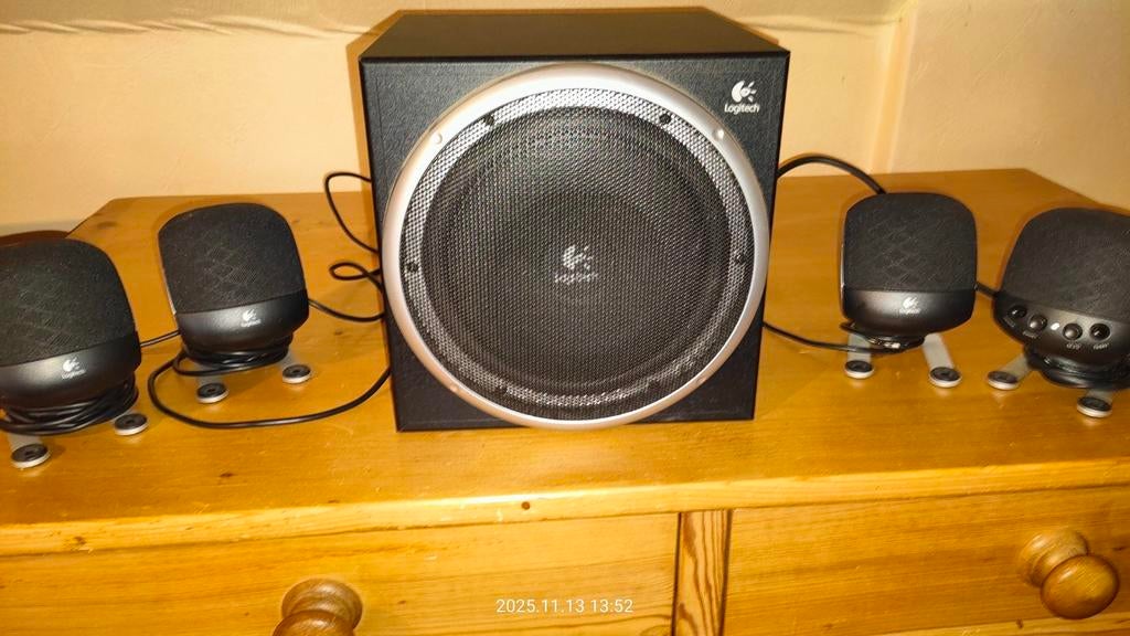 Haut-parleur Logitech Z-540 pour PC, Enlèvement ou Envoi, Comme neuf
