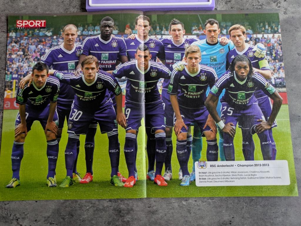 AFFICHE DE L'ÉQUIPE DE FOOTBALL 2012 DU RSC D'ANDERLECHT, Envoi