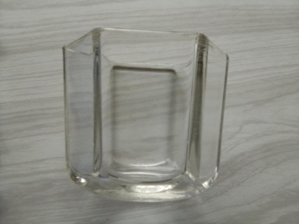4 petits verres hexagonaux, Enlèvement ou Envoi, Comme neuf, Autres types