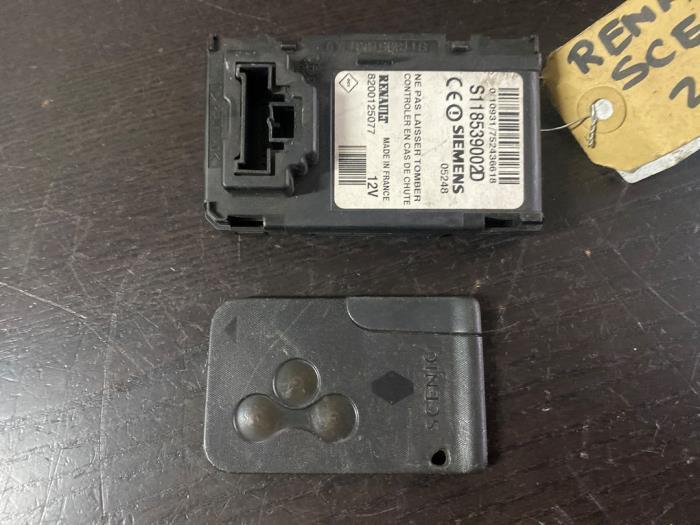 Elektronisch kontaktslot van een Renault Scenic, Ophalen of Verzenden, 3 maanden garantie, Gebruikt, Renault
