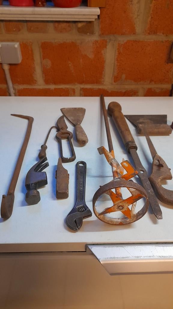 vieux outils +fourche