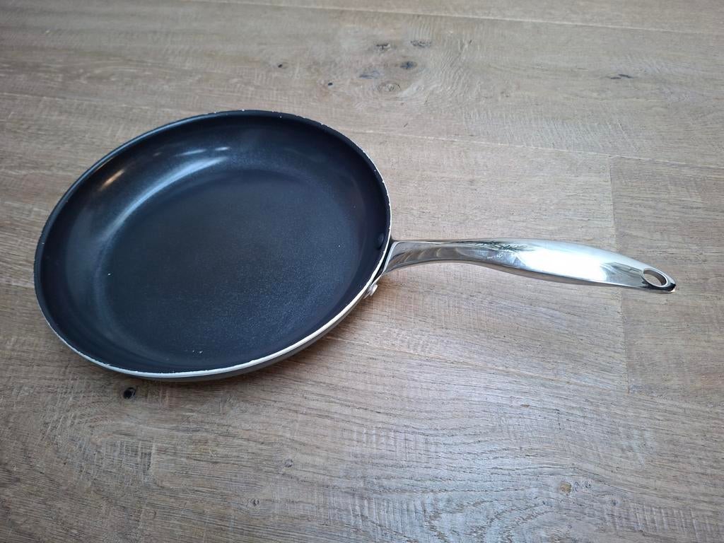 Pan Dagelijkse Kost 22cm, Ophalen of Verzenden, Gebruikt