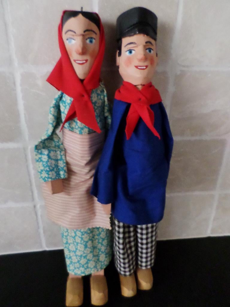 Houten poppen boer en boerin, Enlèvement ou Envoi, Comme neuf