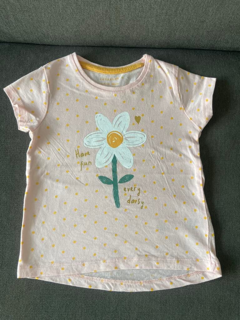 Nouveau t-shirt Primark taille 80, Neuf, Enlèvement ou Envoi, Primark, Chemisette ou Manches longues