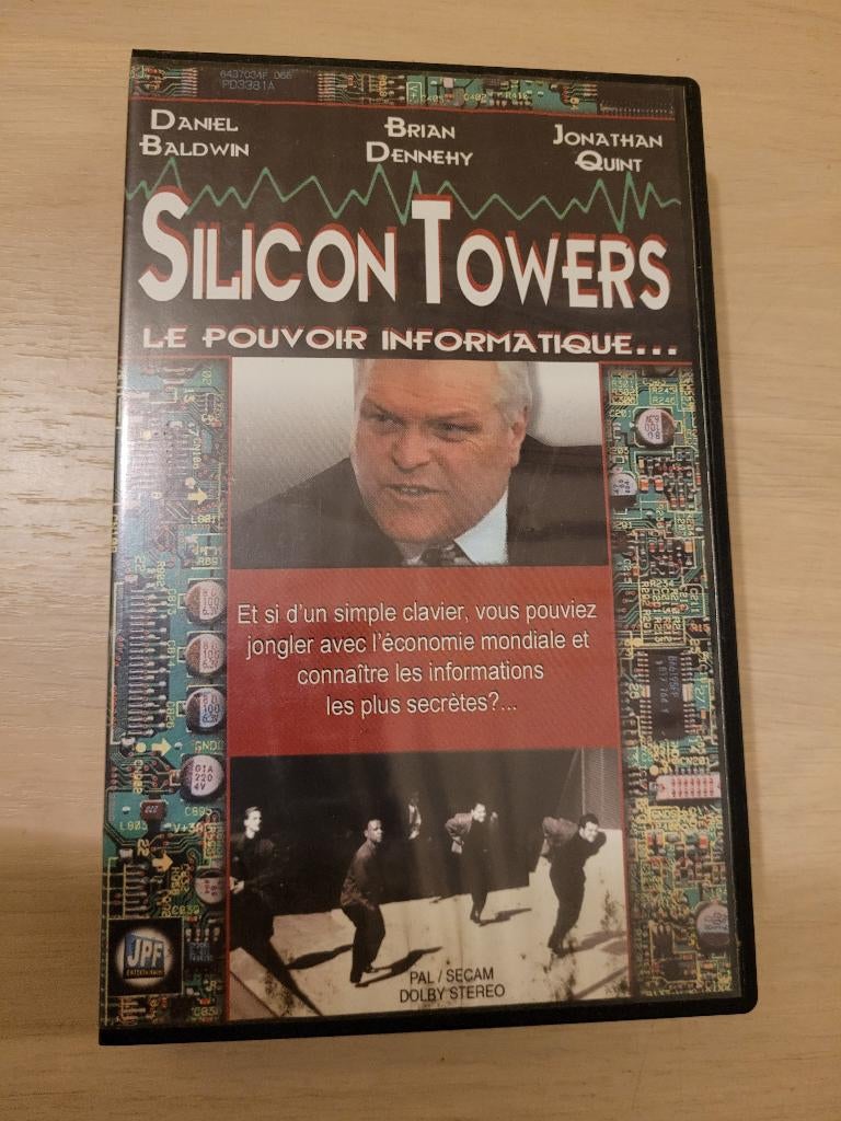 k7 vhs Silicon Towers, Cd's en Dvd's, VHS | Film, Ophalen of Verzenden, Zo goed als nieuw, Thrillers en Misdaad