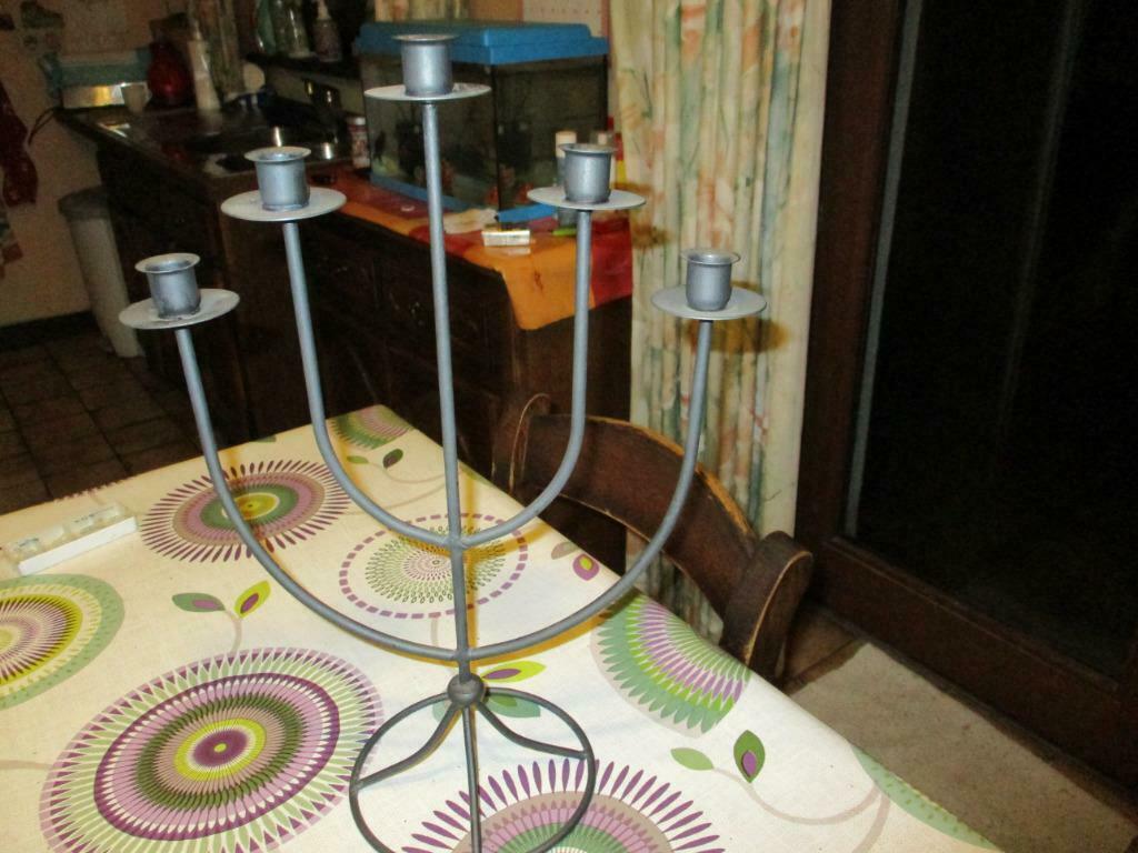 CHANDELIER EN FER FORGE., Enlèvement ou Envoi, Comme neuf, Métal, Moins de 50 cm