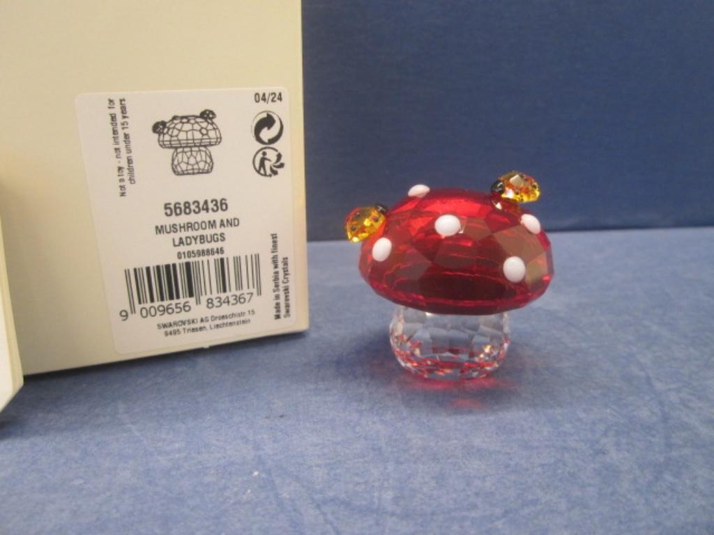 Swarovski Idyllia Paddenstoel en lieveheersbeestjes, Ophalen of Verzenden, Nieuw, Figuurtje