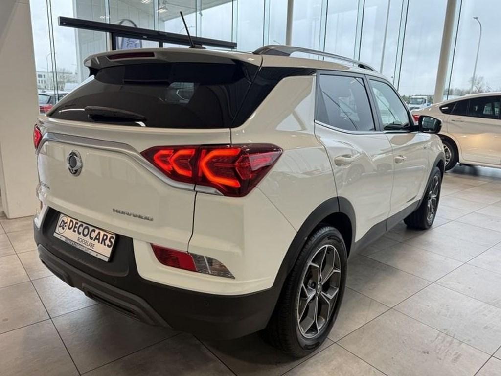 SsangYong Korando T-GDI Amber 2WD, Autos, SsangYong, Achat, Boîte manuelle, Noir, 120 kW