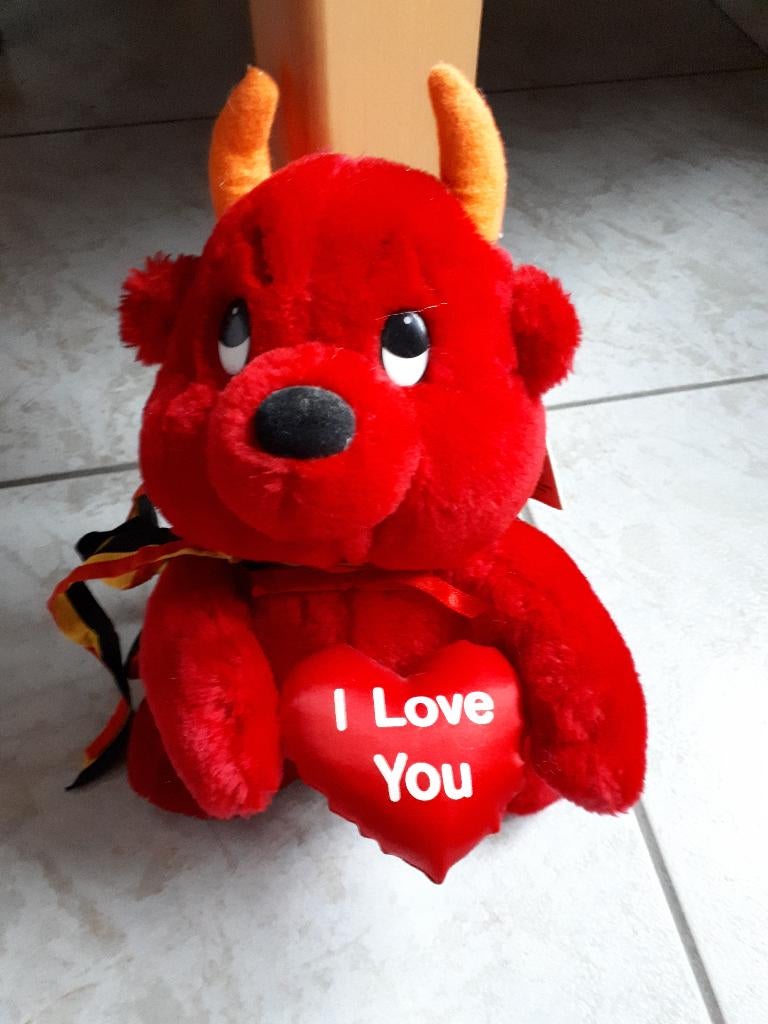 Valentijnsknuffel Luv Pets "I love you", Ophalen of Verzenden, Zo goed als nieuw