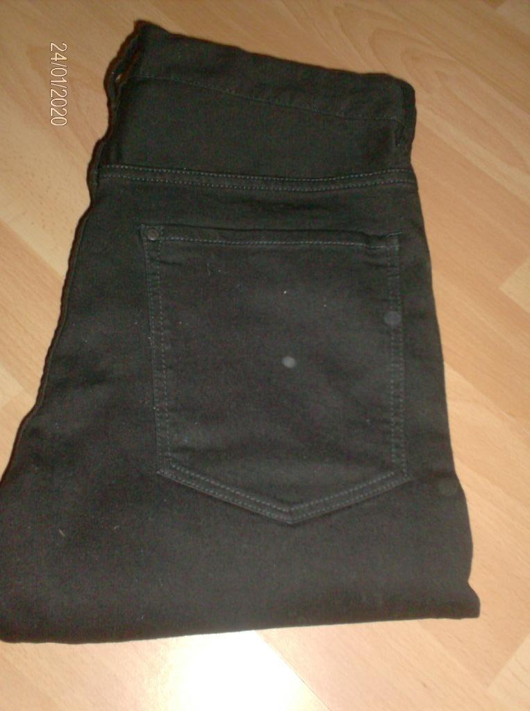 JEANSBROEK ZWART MERK H&M – MAAT EUR 164 – NIEUW SKINNY FIT, Kinderen en Baby's, Kinderkleding | Maat 164, Broek, H&M, Nieuw, Ophalen of Verzenden