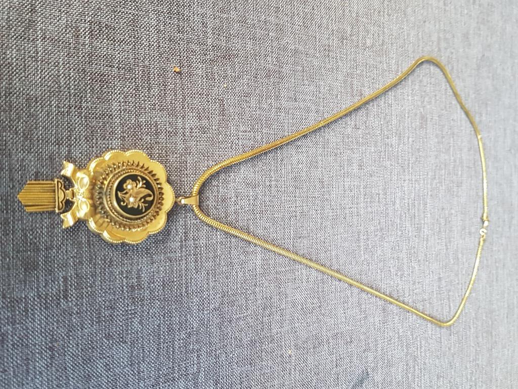 Collier en bronze avec fleurs, Antiquités & Art, Enlèvement ou Envoi