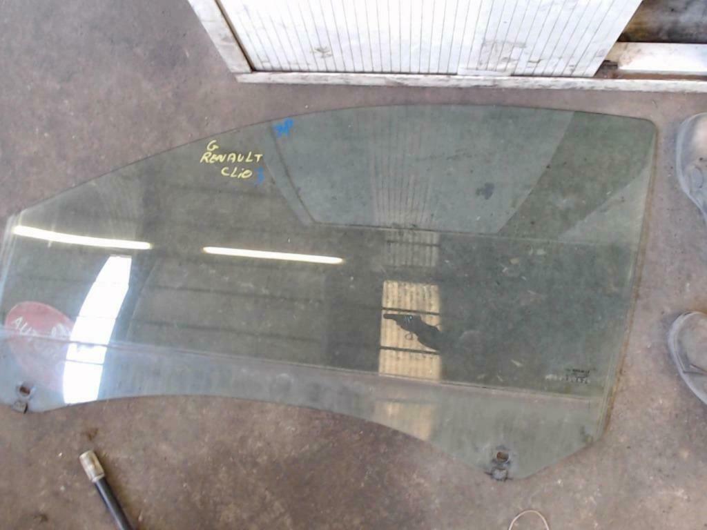 Vitre avant gauche Renault Clio 3 phase1 2005-2009 3 portes, Enlèvement ou Envoi, Utilisé, Renault