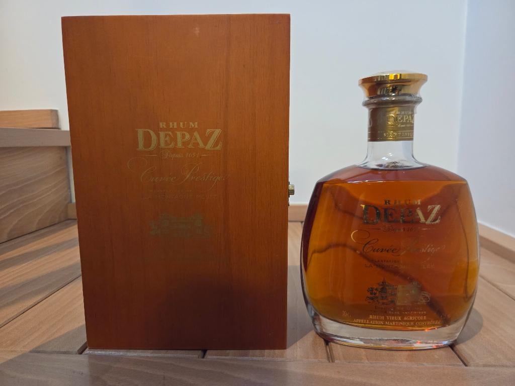 Depaz Cuvée Prestige rum, houten kist, Ophalen of Verzenden