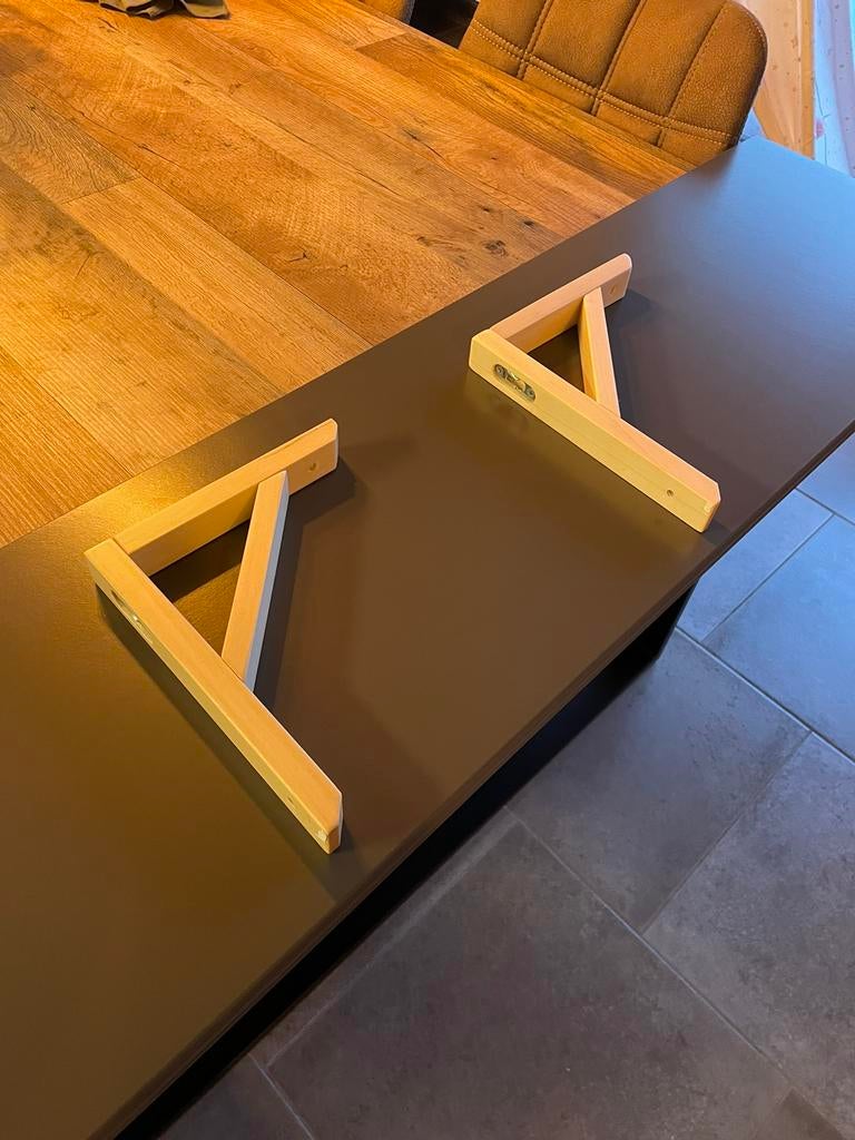 Set van 2 IKEA-planken, Zo goed als nieuw