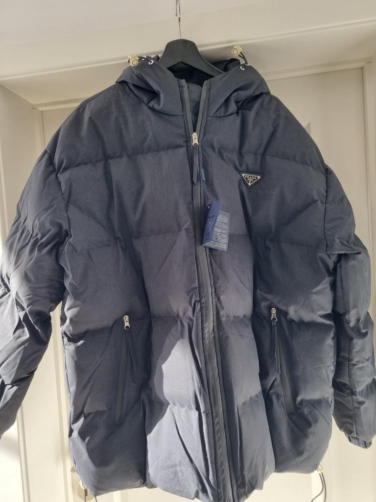 Doudoune prada neuve taille xxl, Vêtements | Hommes, Vestes | Hiver