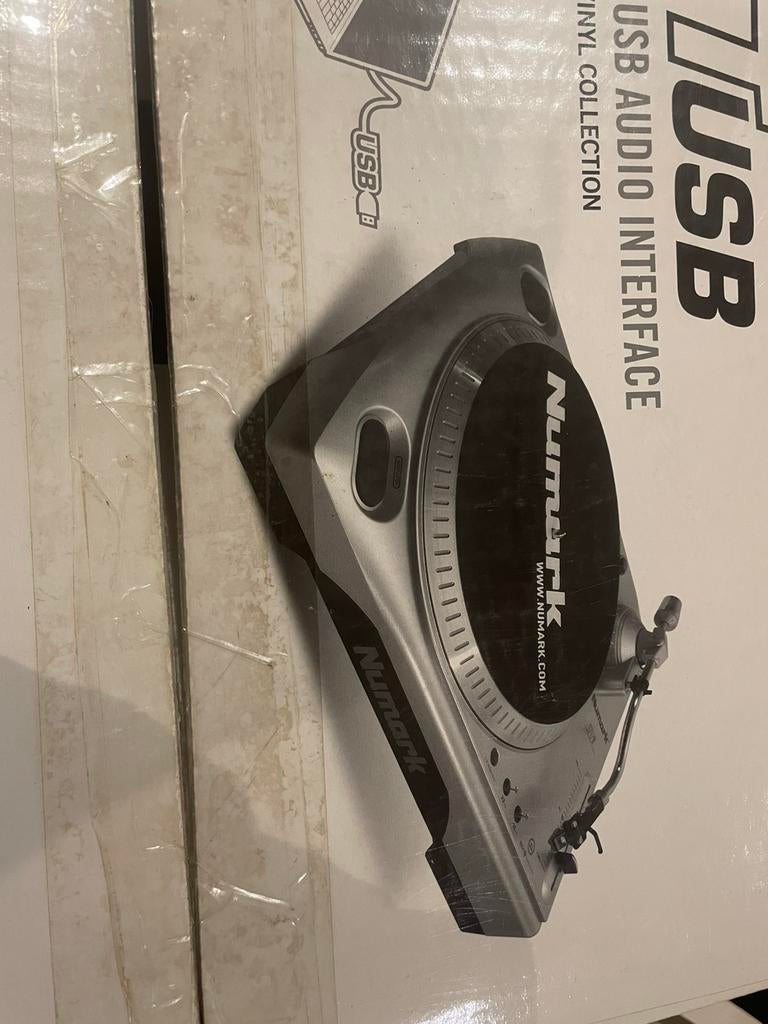 Platenspeler Numark TTS USB, Ophalen, Platenspeler