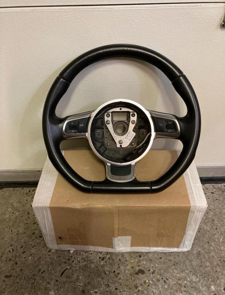 Volant MÉPLAT AUDI A3 TT etc... avec multifonctions bon état, Enlèvement ou Envoi, Utilisé, Audi