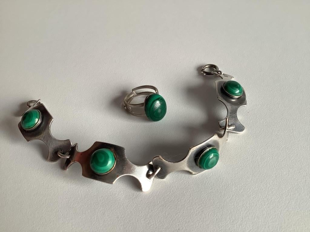 vintage modernistisch setje malachiet armband en ring, Gebruikt, Staal, Ophalen of Verzenden, Met edelsteen