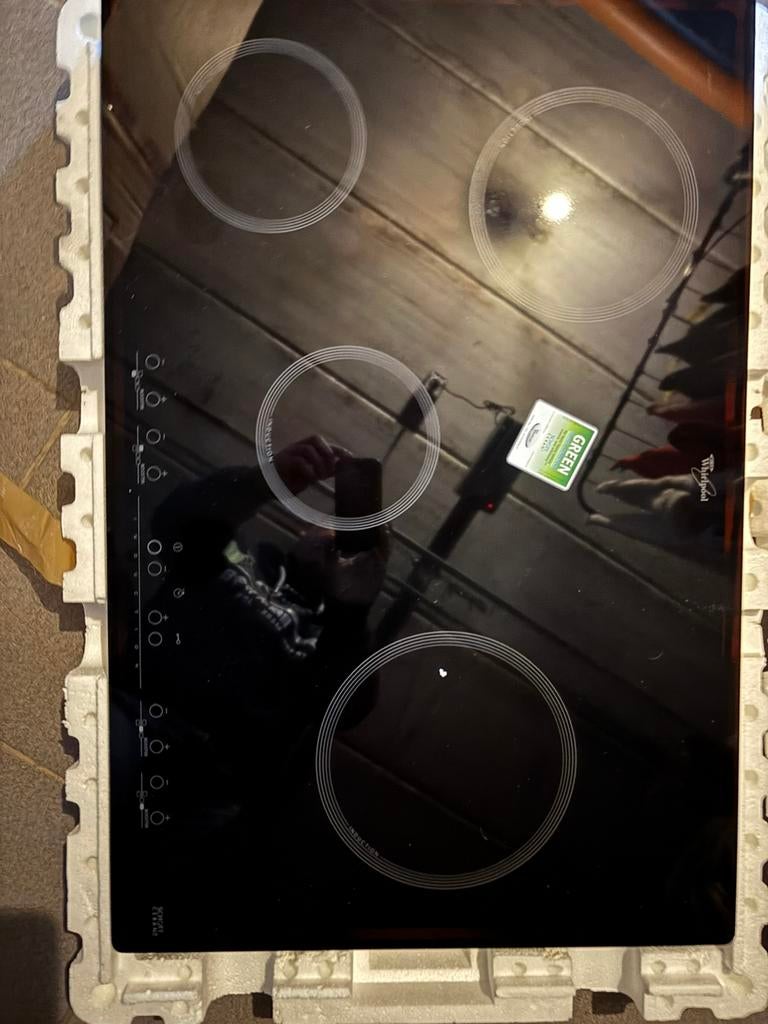 Cuisinière whirlpool AM 707, Enlèvement, Neuf