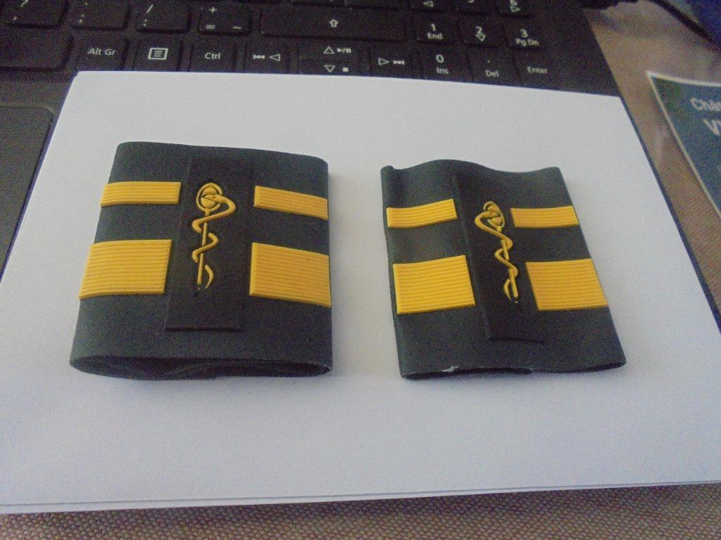 majoor medische dienst, Ophalen of Verzenden, Overige soorten, Embleem of Badge