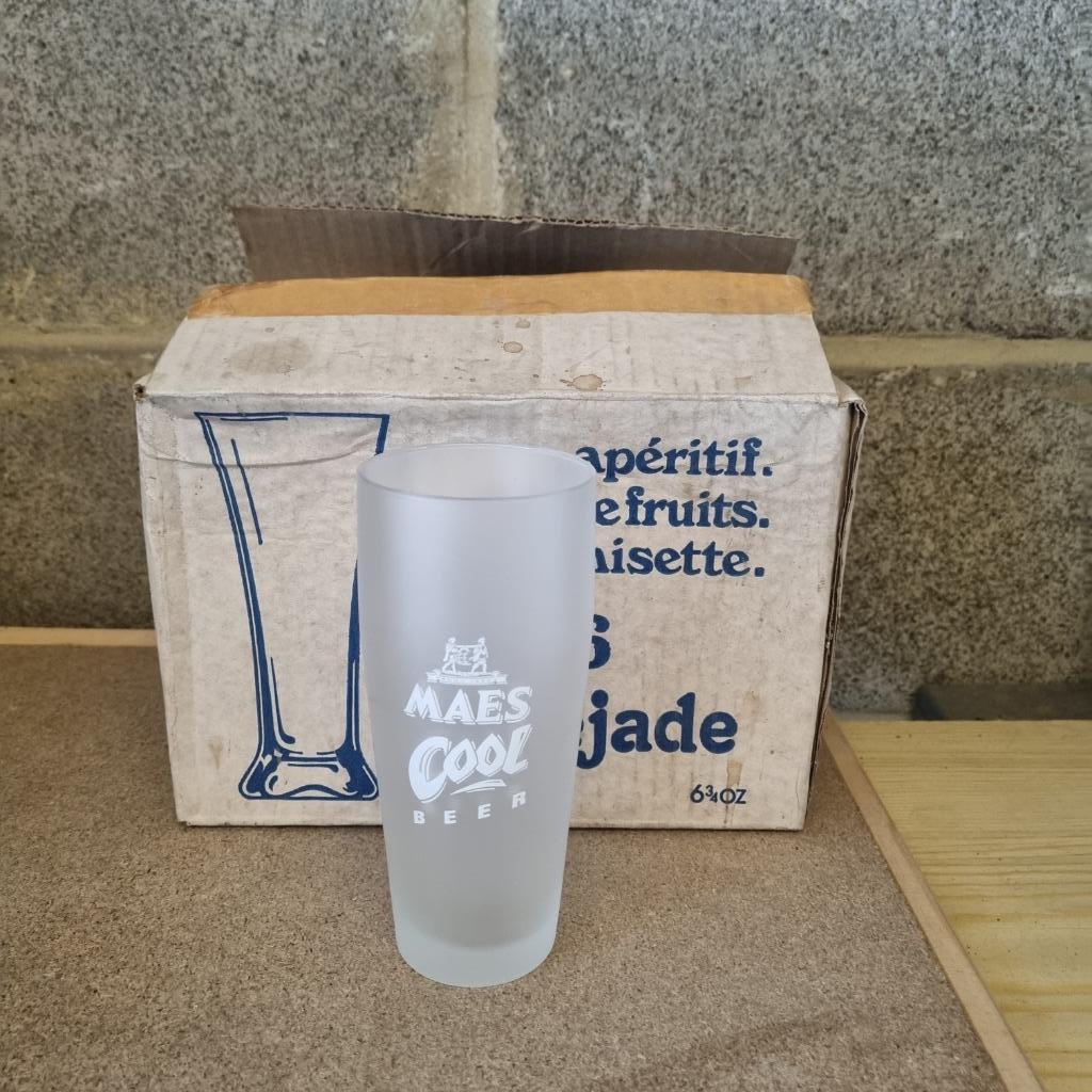 Verre Maes Cool beer, Collections, Marques de bière, Enlèvement ou Envoi, Utilisé, Verre ou Verres, Autres marques