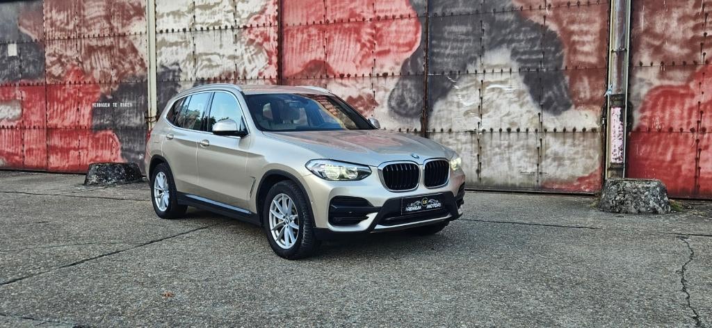 BMW X3 xDrive30e MODEL X LINE/HUD/KEYLES/CAMERA/ALS NIEUW, Autos, BMW, Entreprise, X3, Caméra 360°, 4x4, Caméra de recul, Phares directionnels