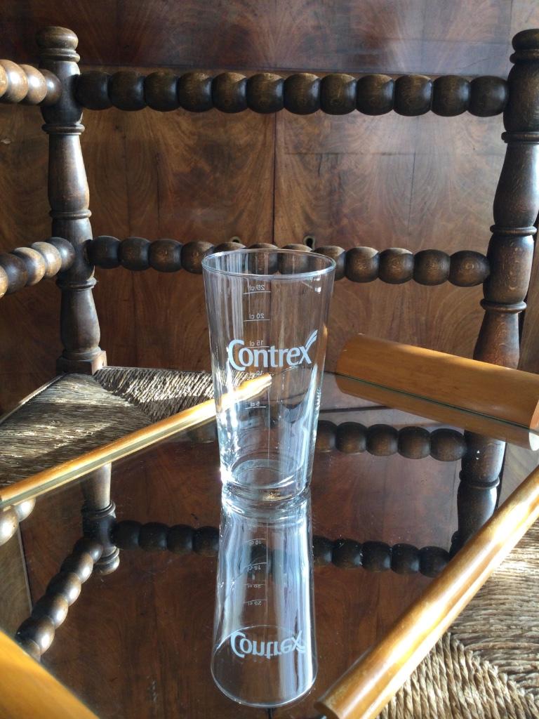 Verres Contrex gradués spécial cure, Maison & Meubles, Cuisine | Vaisselle, Neuf, Verre ou Verres, Verre, Enlèvement ou Envoi