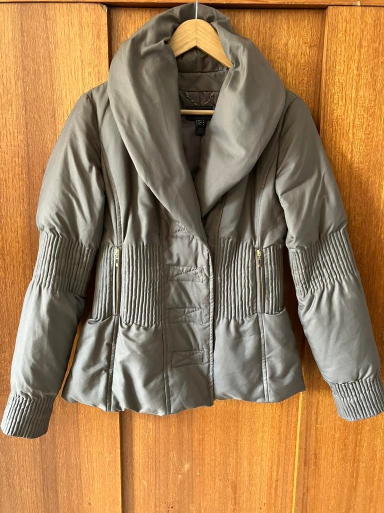 Donsjas Mango Suit maat Small, Ophalen