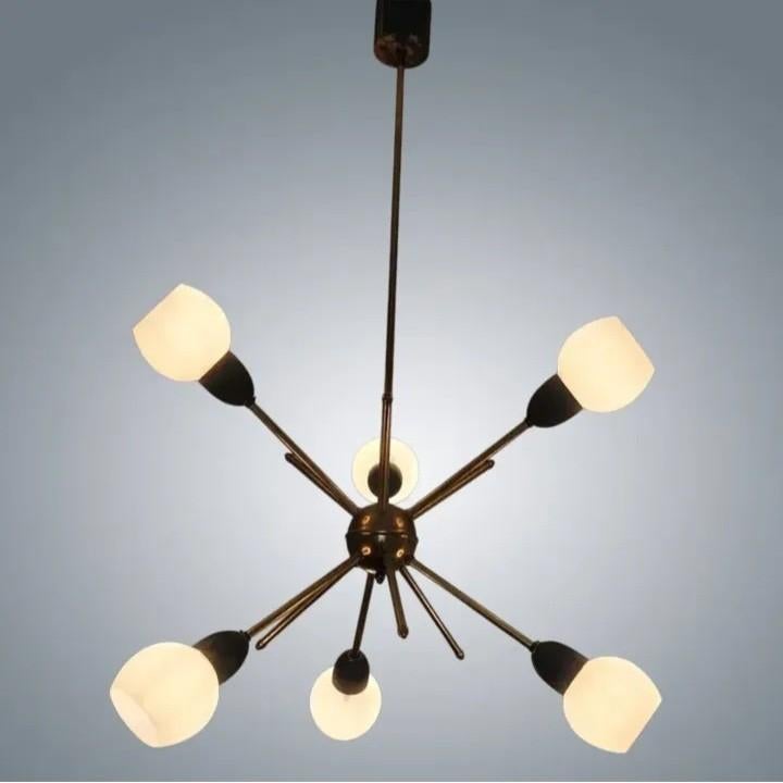 Vintage Sputnik hangkroonluchter in Opalin-glas uit de jaren, Ophalen, Glas