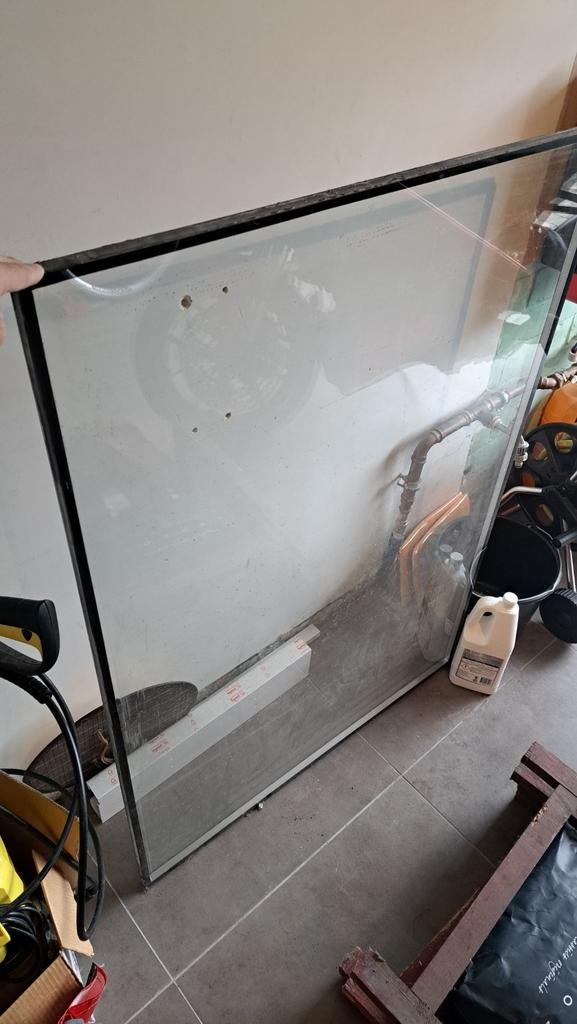 Nieuw dubbelglas raam, lengte 123,5 cm, breedte 88,5cm,, Ophalen, Zo goed als nieuw, Dubbelglas