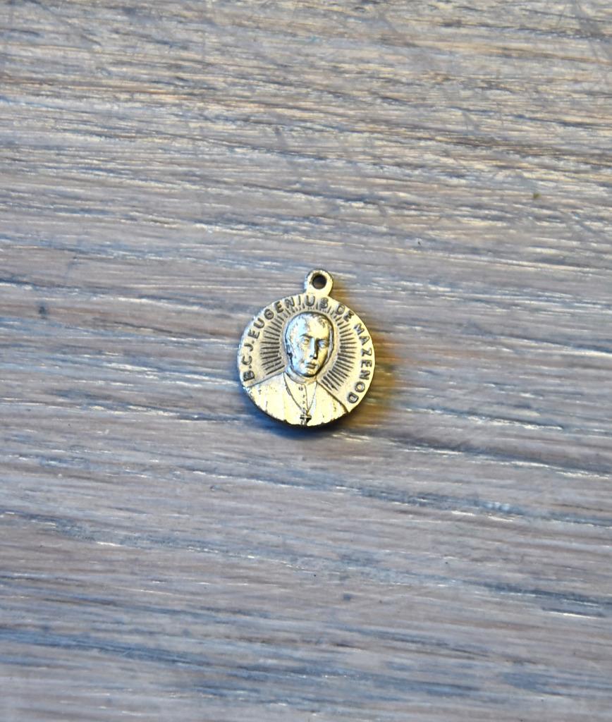 Médaille  relique Eugène de Mazenod, Envoi, Utilisé, Autres types, Christianisme | Catholique
