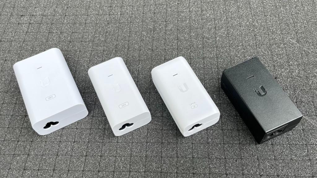 Unifi power over ethernet (PoE) injectoren (meer in stock), Ophalen of Verzenden, Zo goed als nieuw