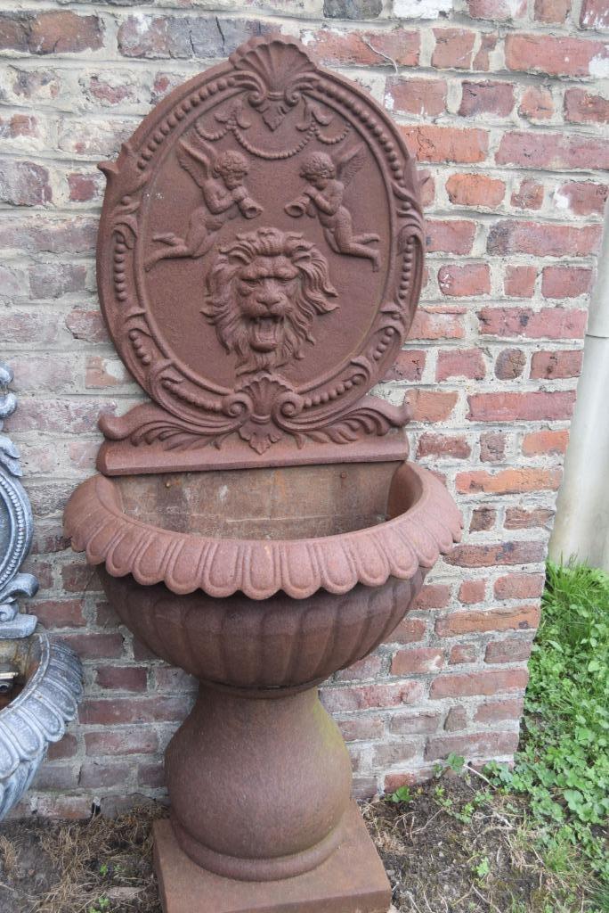 Fontaine murale en fonte, Jardin & Terrasse, Pièces d'eau & Fontaines, Enlèvement, Utilisé, Fonte, Fontaine