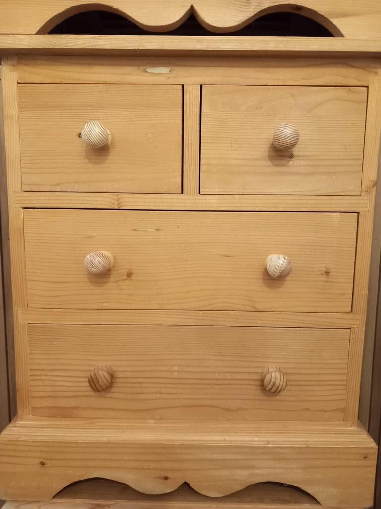 Petite commode / Table de nuit, Enlèvement, Utilisé