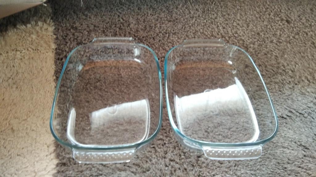 2 pyrex ovenschotels 29x22, Enlèvement ou Envoi