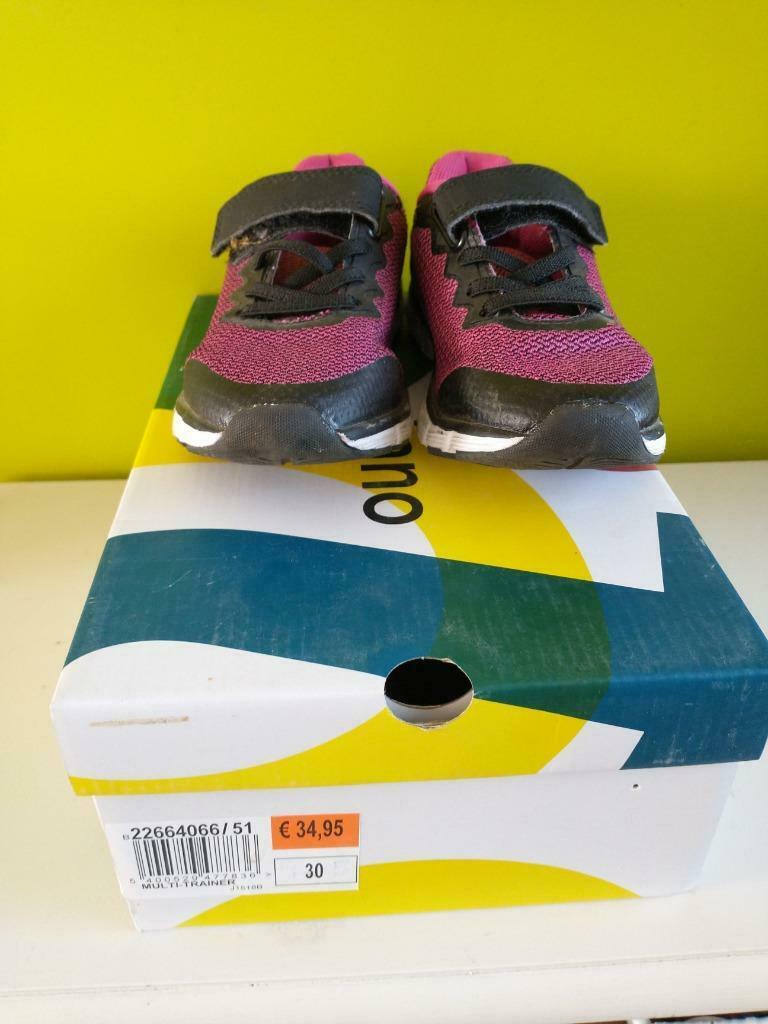 Sportschoenen - Brantano - maat 30, Gebruikt, Meisje, Sportschoenen, Ophalen of Verzenden