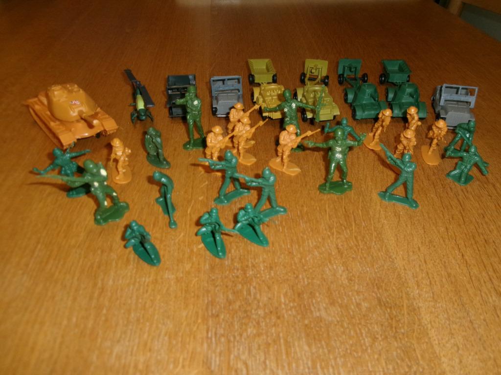 petits soldats en plastique, Collections, Jouets, Utilisé, Enlèvement ou Envoi