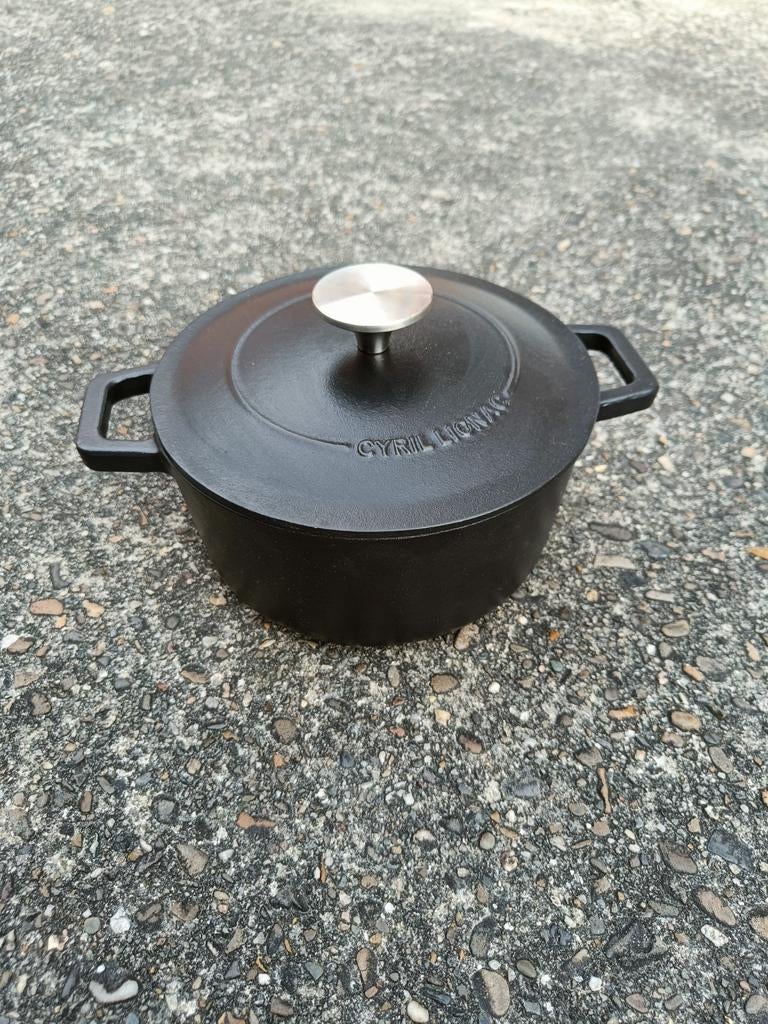 Cyril Lignac gietijzeren braadpan stoofpan maat 20, Huis en Inrichting, Keuken | Potten en Pannen, Zo goed als nieuw, Gietijzer