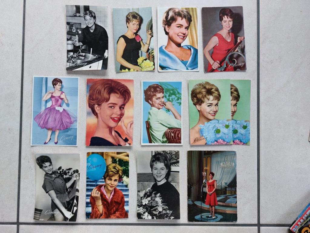 lot fotokaarten Conny Froboess, Verzenden
