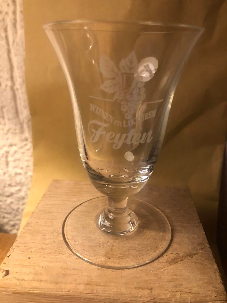 FEYTEN jenever wijnen likeuren glas, Verzamelen, Merken en Reclamevoorwerpen, Verzenden, Gebruikt, Overige typen