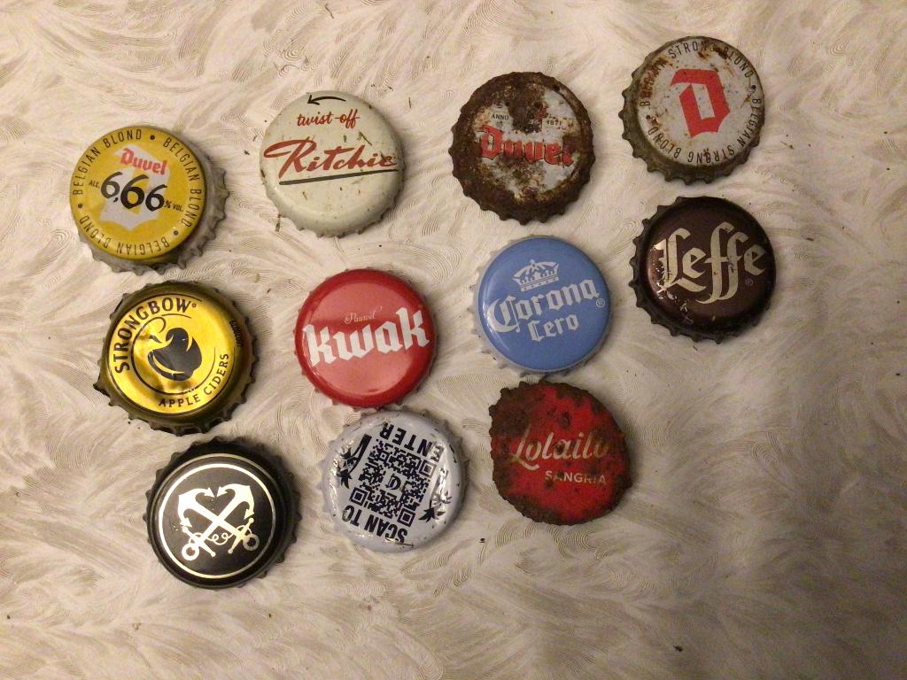Bier kroonkurken en andere, Verzamelen, Biermerken, Ophalen of Verzenden