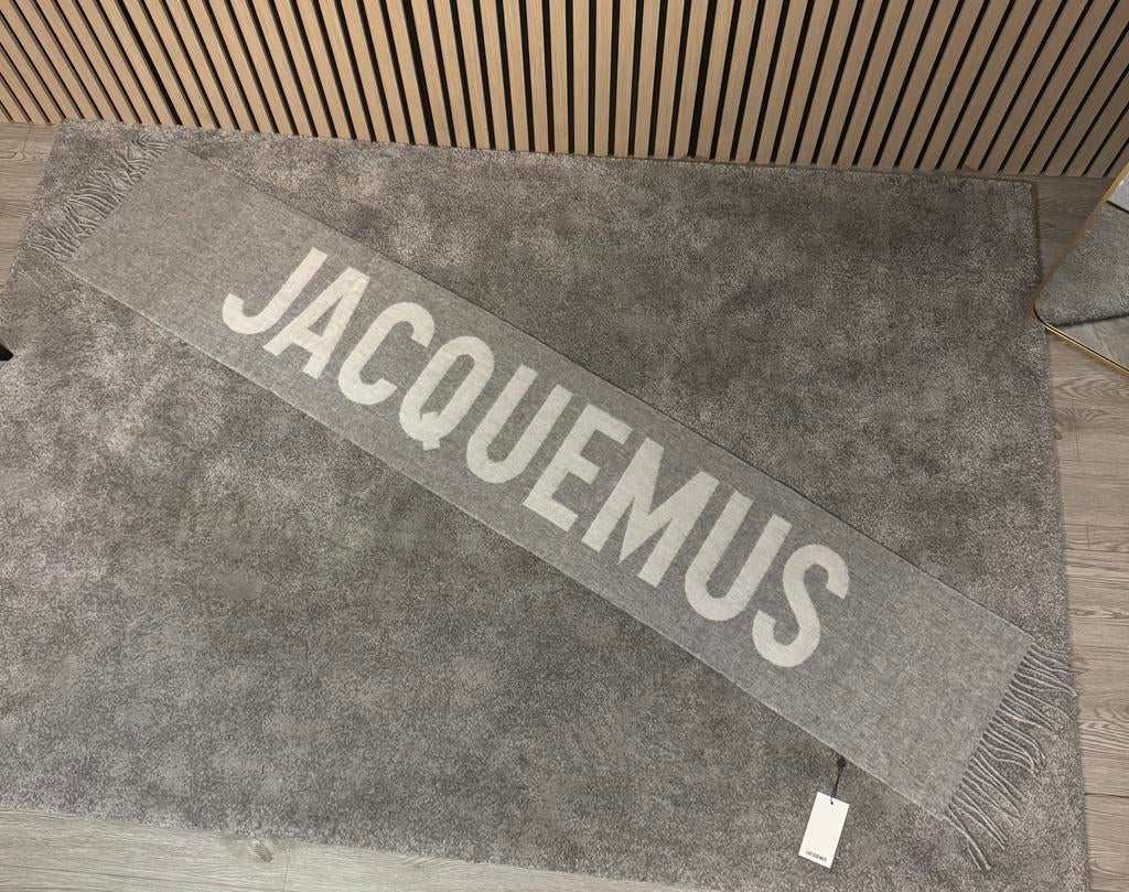 Écharpe Jacquemus, Enlèvement ou Envoi, Comme neuf, Écharpe